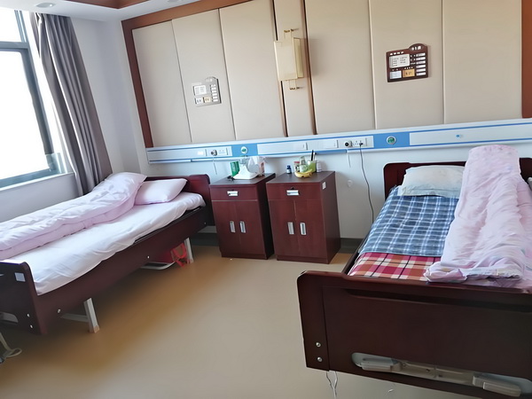 大牌老婆：总裁老公教授妻
